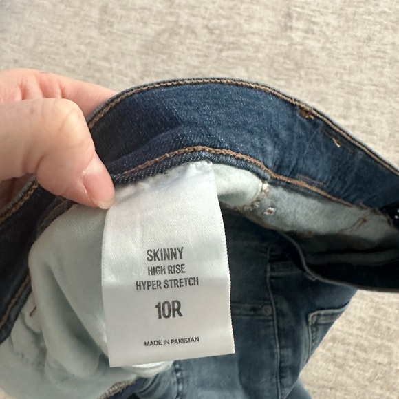 Express skinny high rise hyper stretch size 10R - Picture 3 of 4